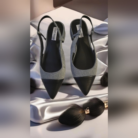 Steve Madden Coralyn Slingback pointed Toe Flat Denim with Black Tip. - Picture 3 of 4